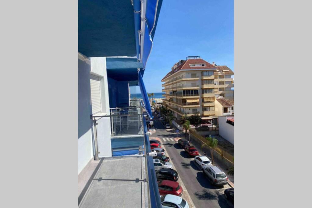 La Dorada, Sea Side Apartment Фуэнхирола Экстерьер фото